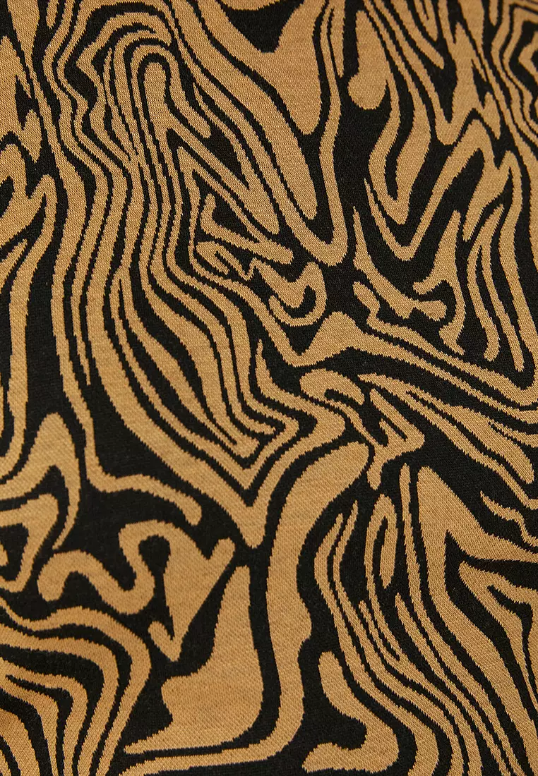 Half Turtleneck Long Sleeved T-Shirt with Crop Tie Detail