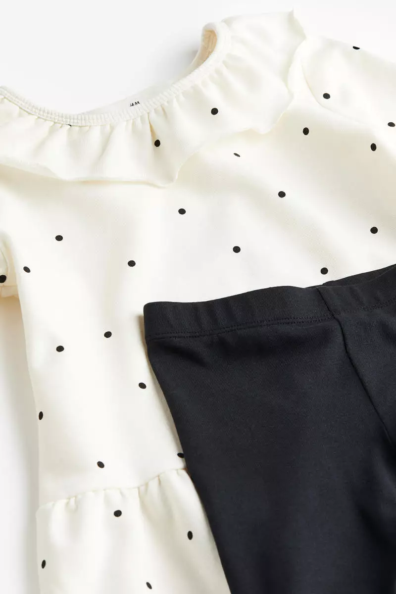 2-piece dress and leggings set