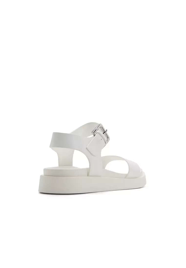 Calma Flat Sandals