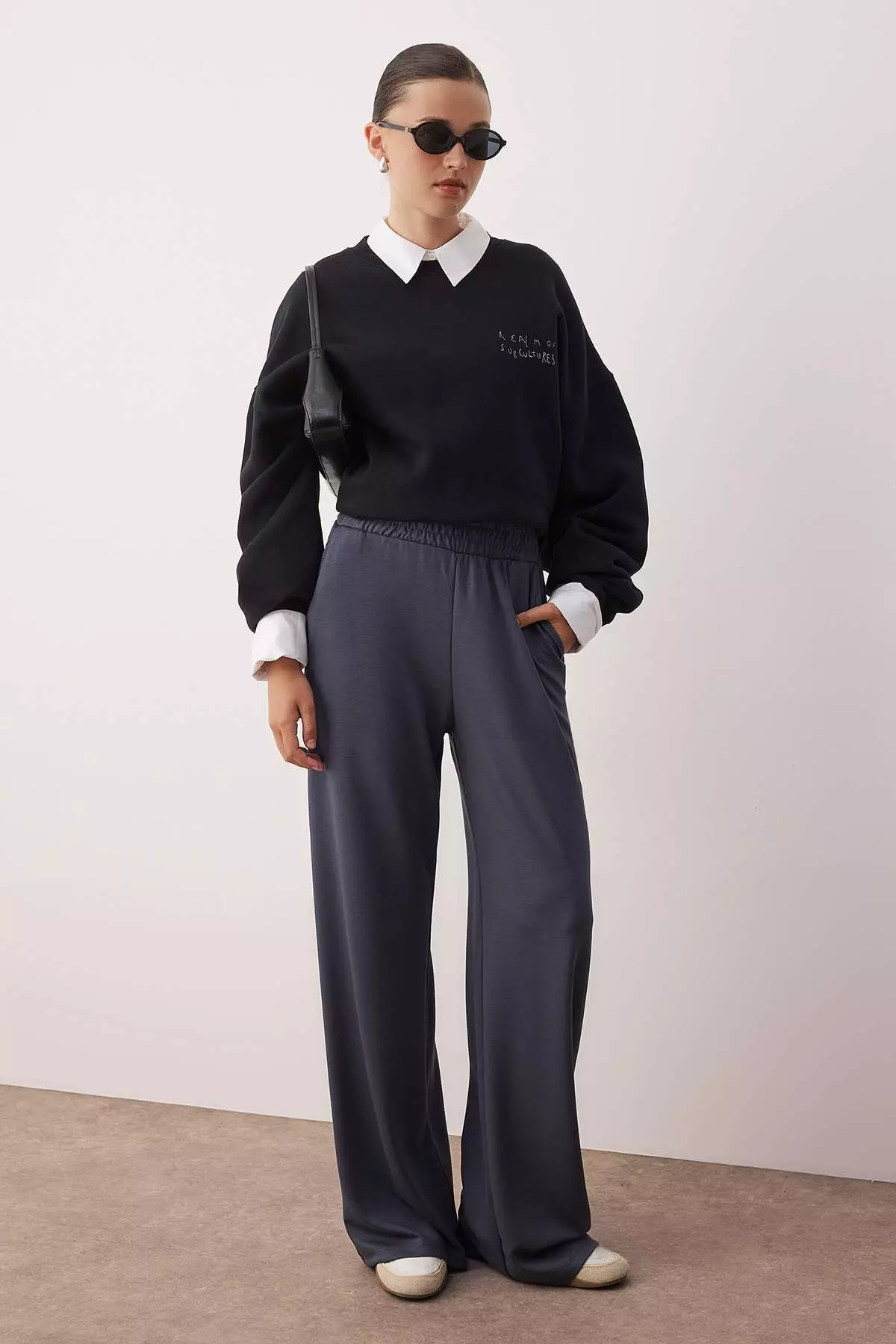 Smoked Premium Soft Fabric Pocket Wideleg/Relaxed Cut Knitted Sweatpants