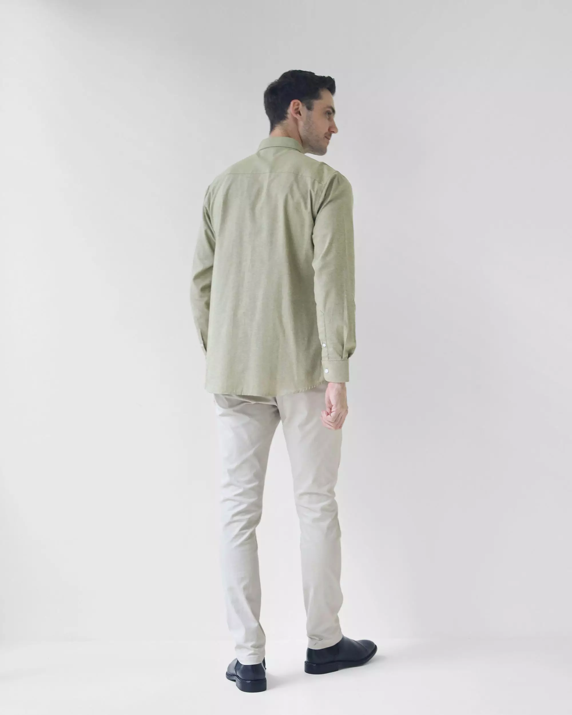 Cotton Well Marc Long Sleeve Oxford Shirt Olive Sage Green | Kemeja Pria Lengan Panjang Basic Polos Hijau