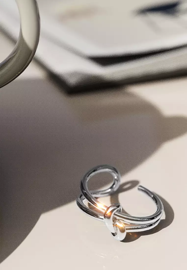 Forever Knot White Gold Ring