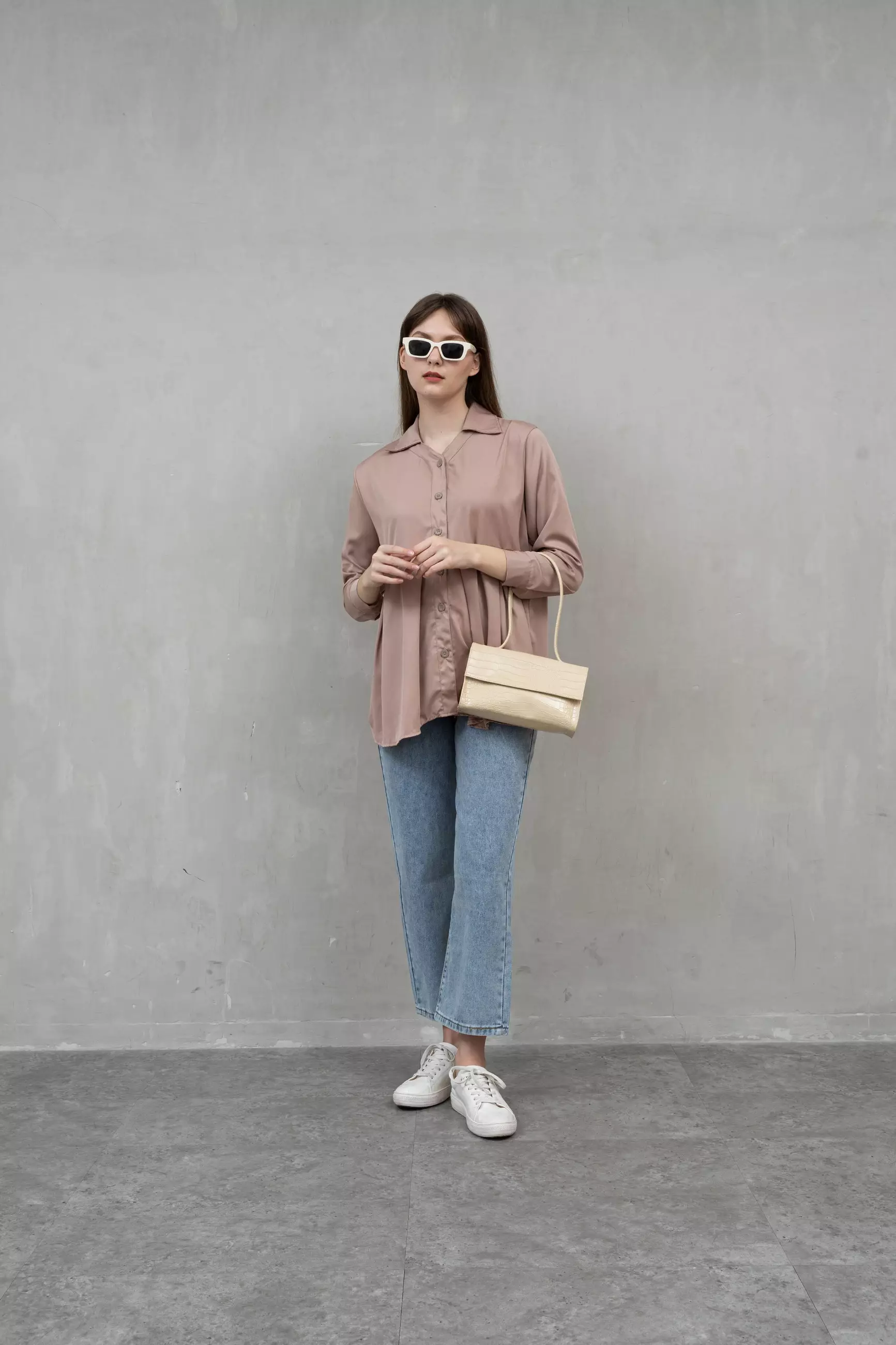 Houseofcuff Mars Top in Mocca Kemeja Wanita