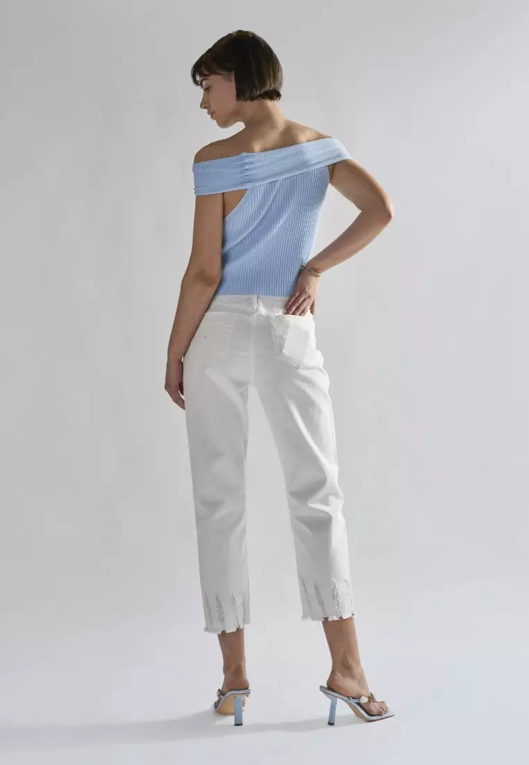 Cropped Distressed Jeans