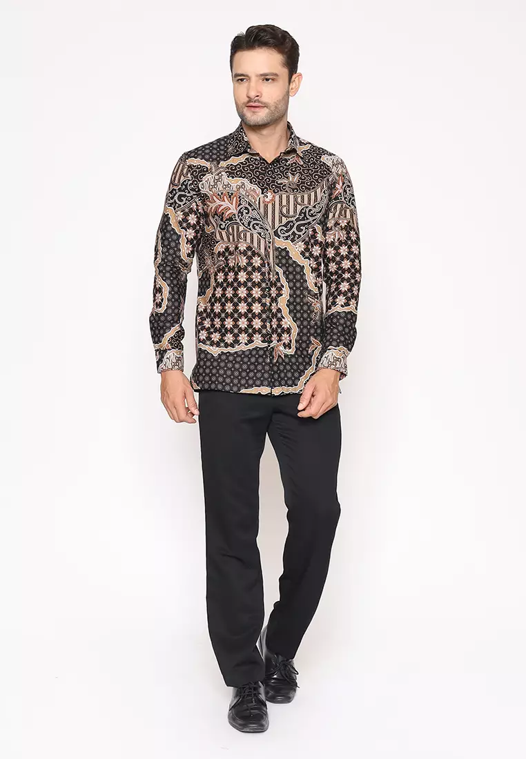 MAGINOT DAYA BROWN Batik Slim Fit Lengan Panjang