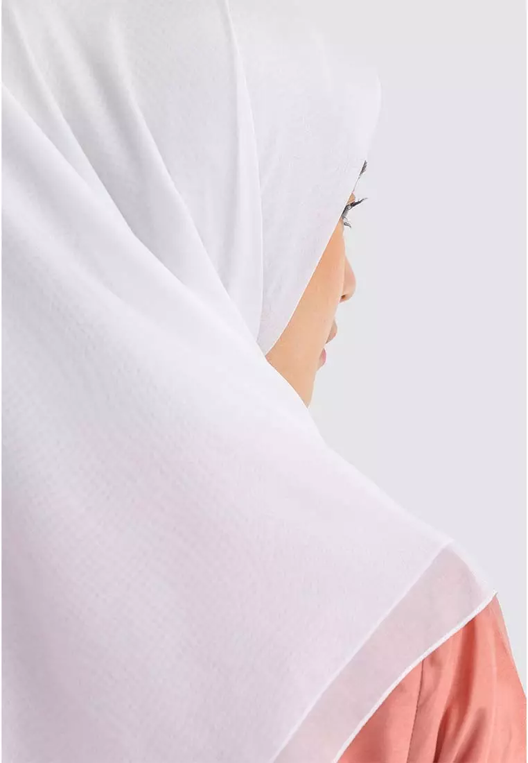 Ria Miranda Broken White Rarina Scarf
