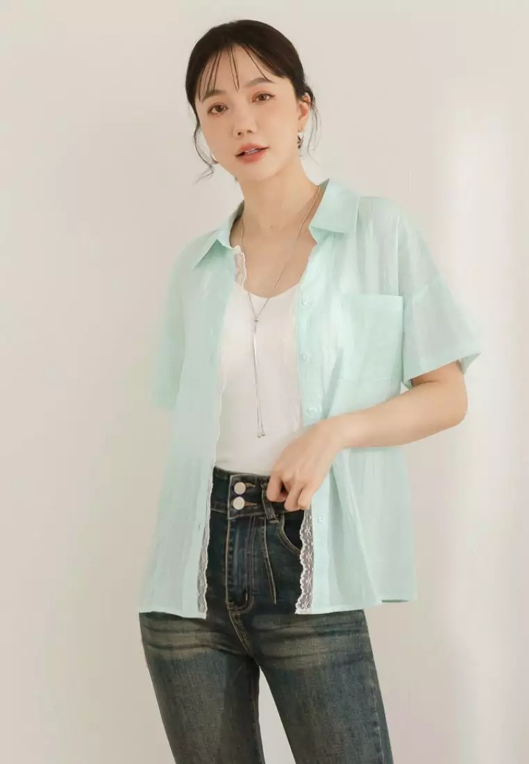 微透膚紋理蕾絲滾邊襯衫上衣《AB20540》