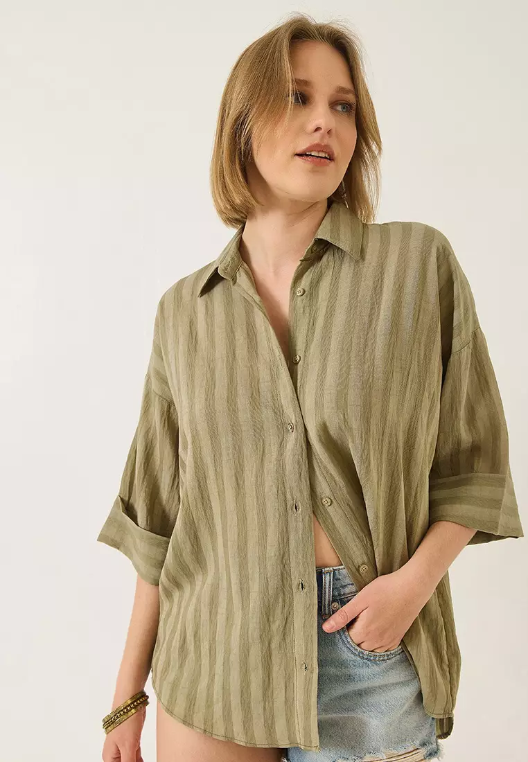 Women's Jacquard Half Sleeve Casual Shirt 60283201