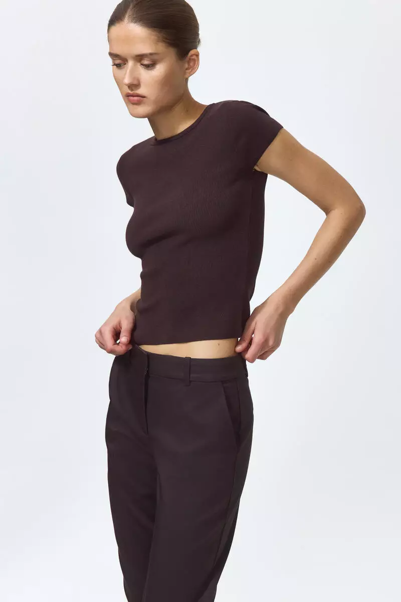 Cigarette trousers