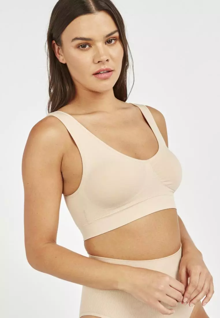 Buy Max Fashion Max Fashion Padded Seamless Support Bra With Scoop Neck  Online