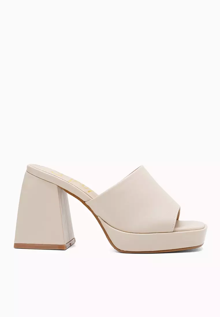 Discount on Sofab!  shoes - SKU: Goldie Heel Slides