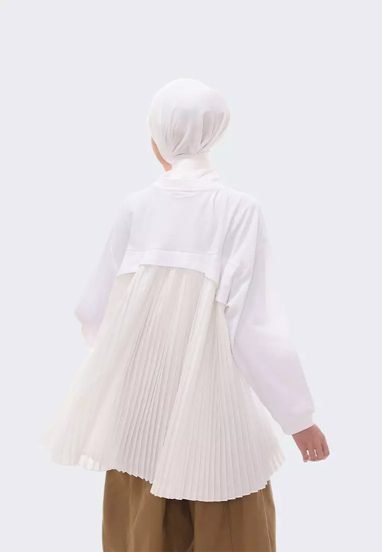 Ria Miranda White Guilin Top