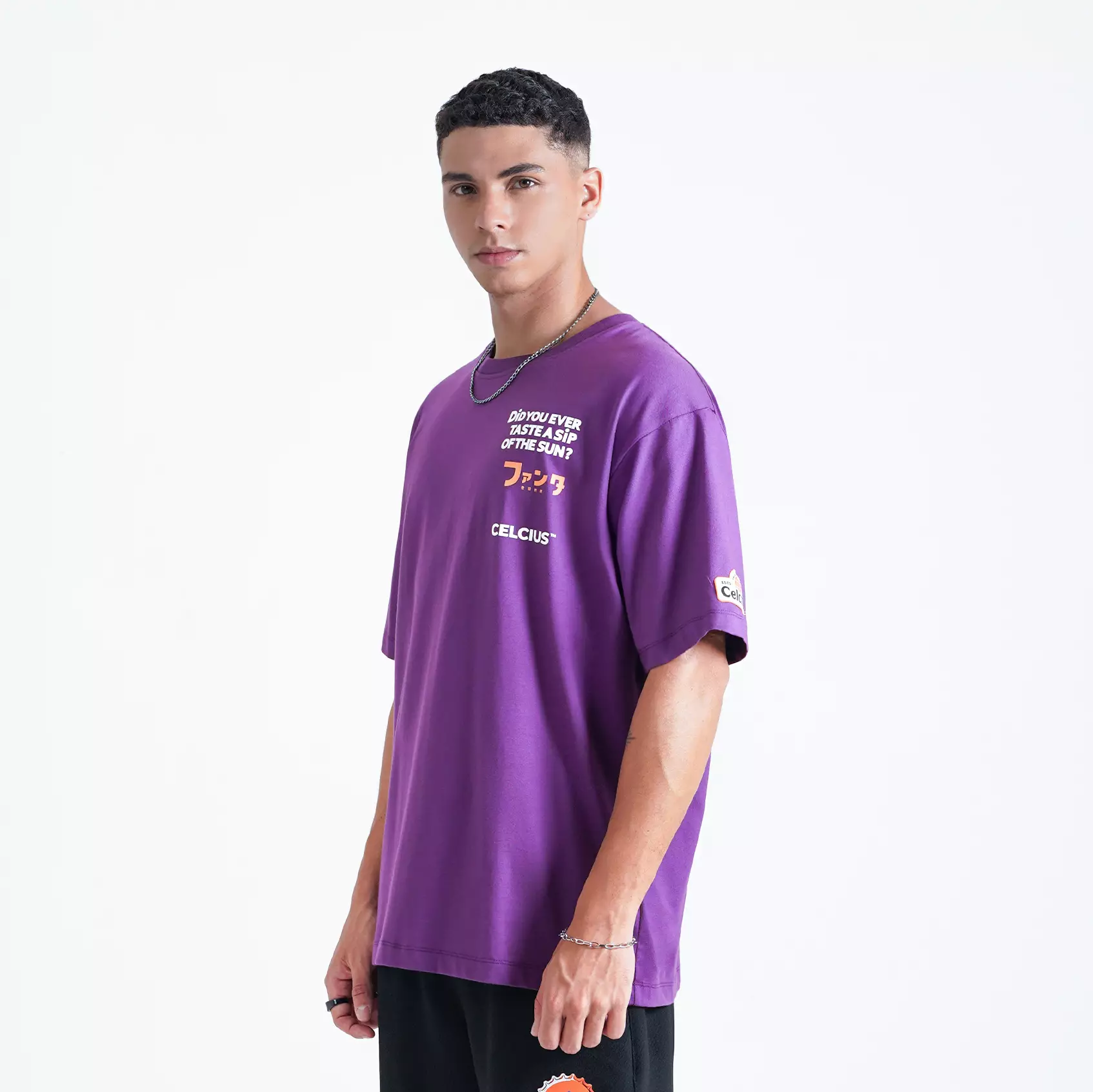 CELCIUS FANTA Carat of Bottle T-Shirt LIN001424C Ungu