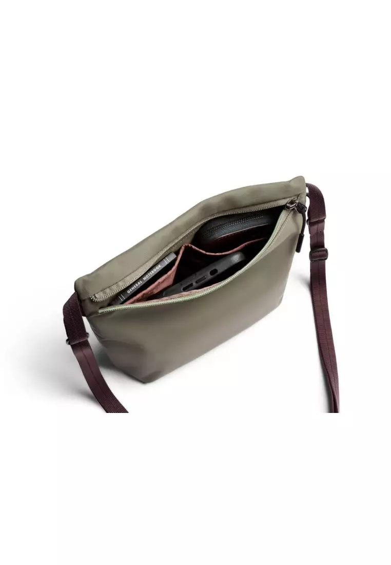 ベルロイ Laneway Sacoche 色:Sea Kelp Bellroy Laneway Sacoche Crossbody Bag - Sea Kelp – The