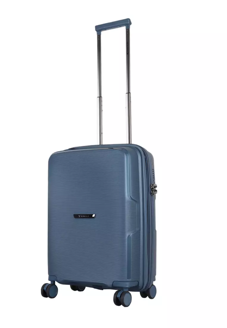 302 Hard Case Luggage Small (18.5 inches)