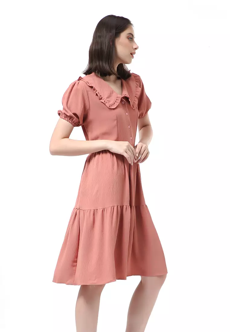 Rachel Dress Rample Wanita Collar Vintage Button Layer Trap Lengan Pendek Material Cey Flow ORIGINAL - Thai Tea