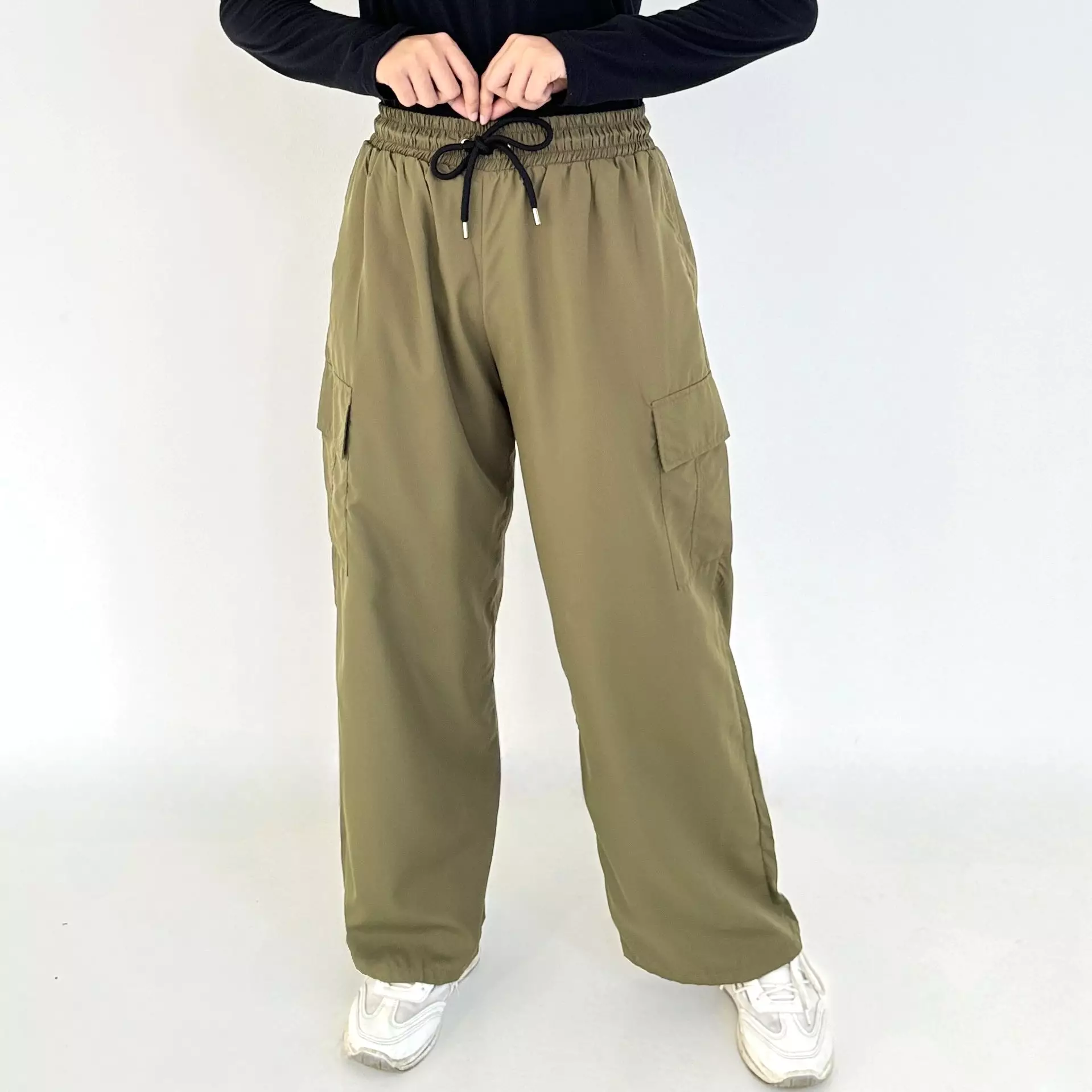 BUY 1 GET 1 FREE Parasut Cargo Pants [Black - Army]