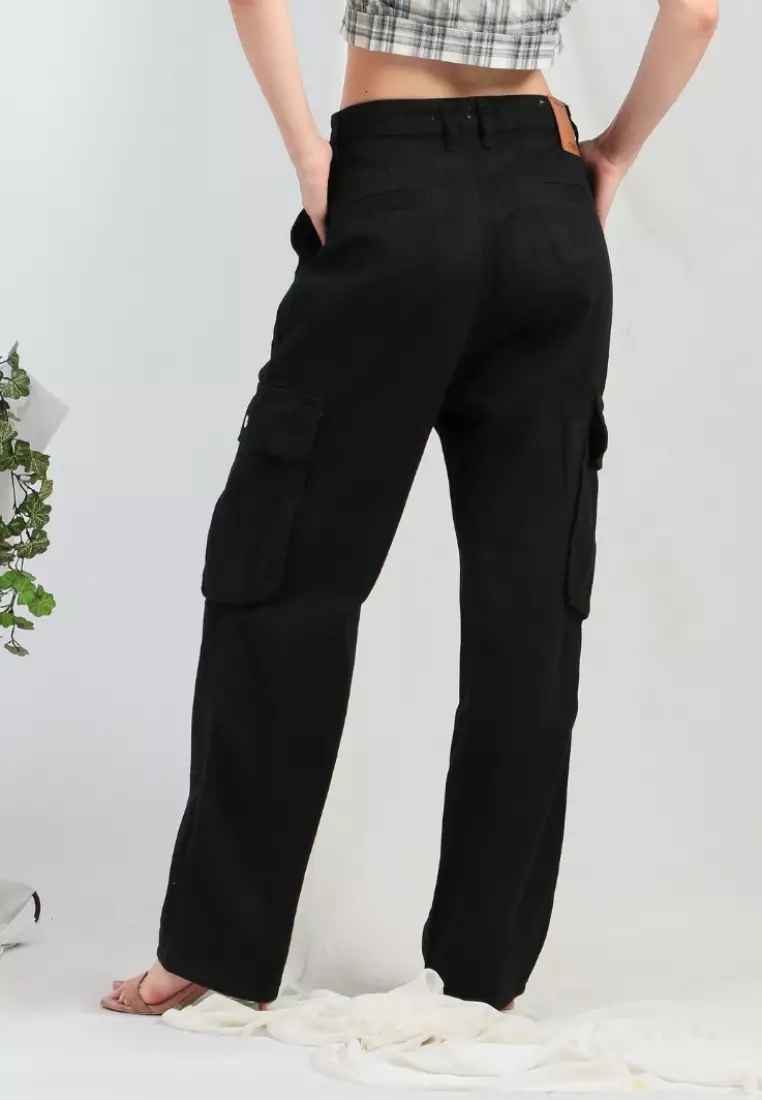 Leonar Cargo Jeans in Black