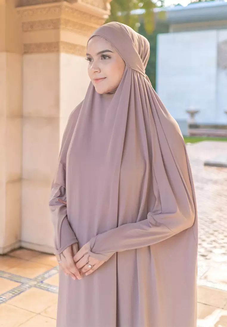 Shameera Abaya in Grey Cream (Lozy x Hamidah)