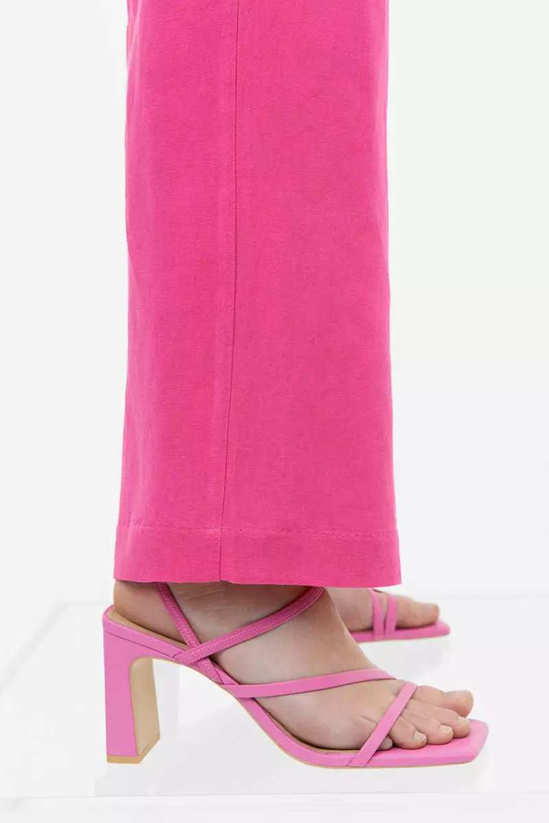 Cerise pink heeled sandals 2025