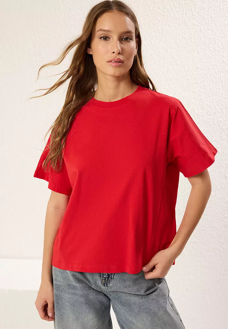 Red Stitch Detail Relaxed/Comfortable Pattern Knitted T-Shirt