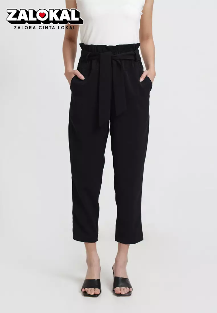 Paperbag Pants in Black