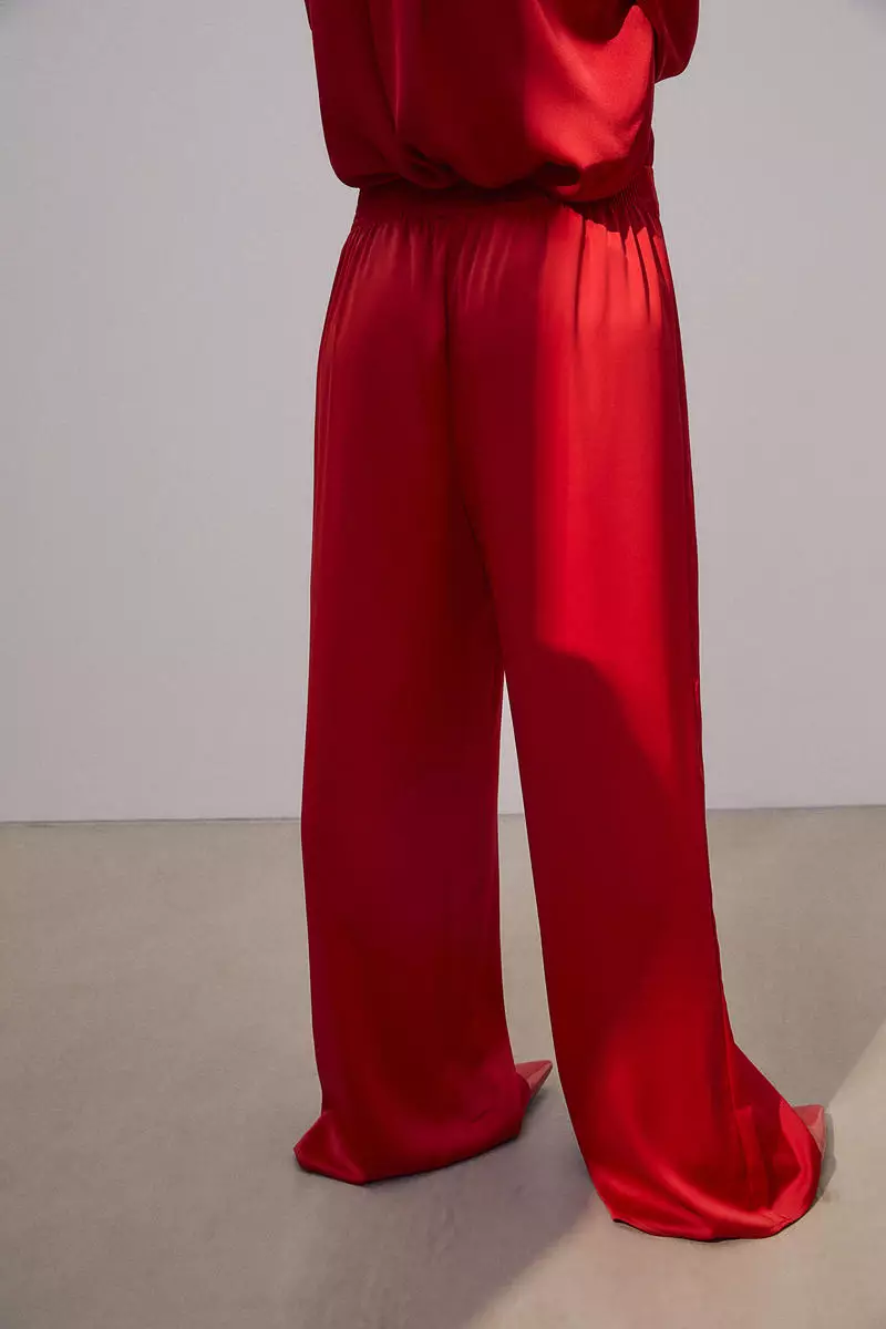 Wide trousers