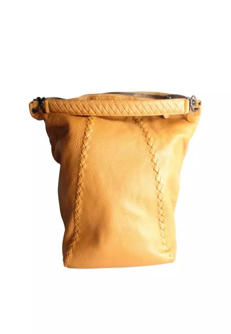 bottega veneta camel bag