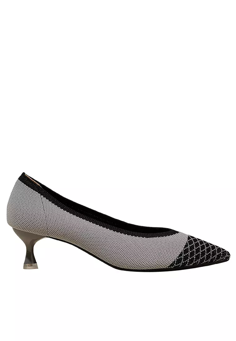 Discount on Twenty Eight Shoes  shoes - SKU: 4cm Color Matching Flyknit Pumps Xsn-Yc666