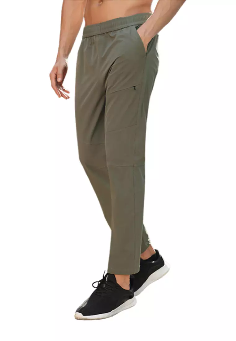 Gap Khaki Regular Fit Men Pants 23.90 - MOI OUTFIT