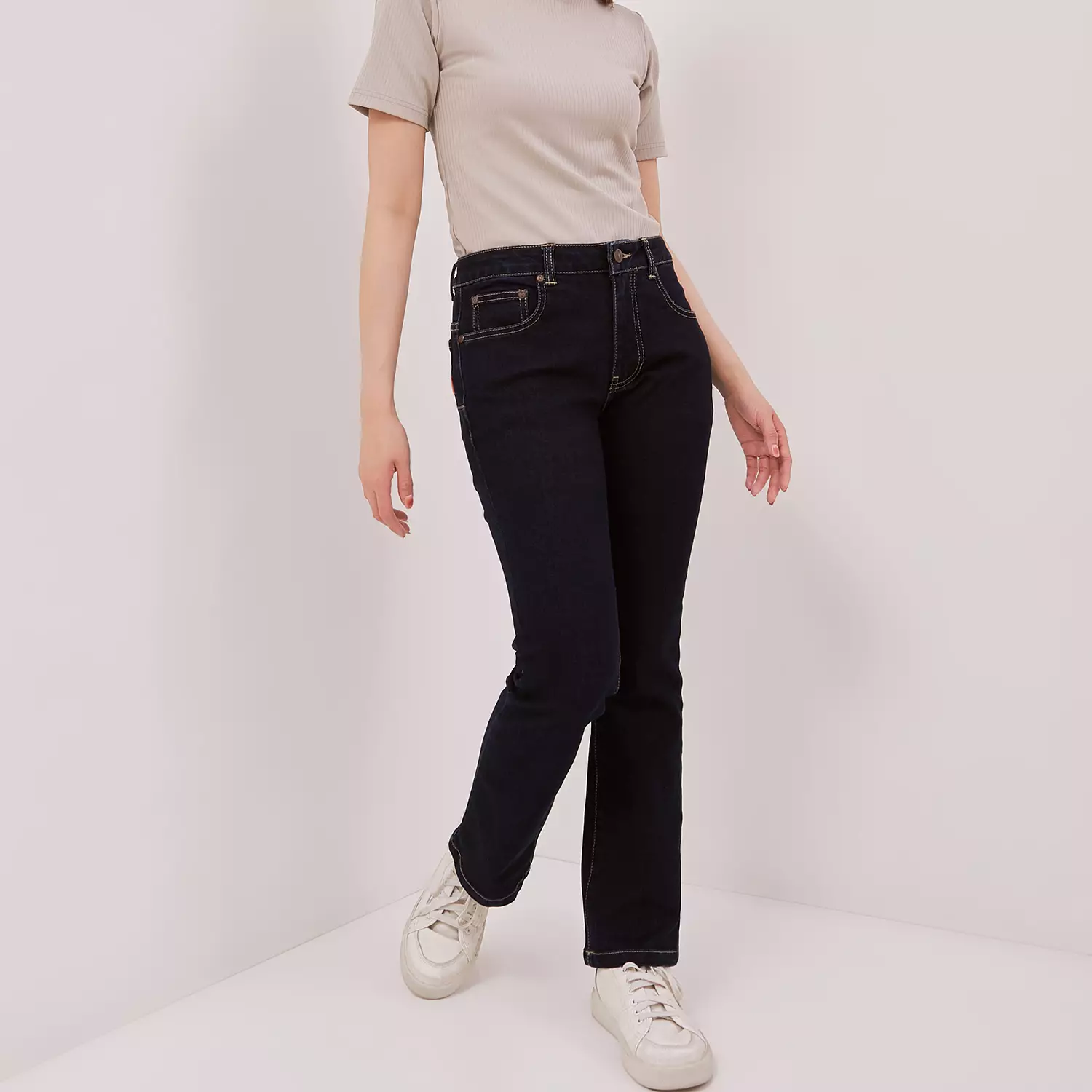 DUST Celana Mid Rise Bootcut Jeans Medium Dark Blue (D. 31308)