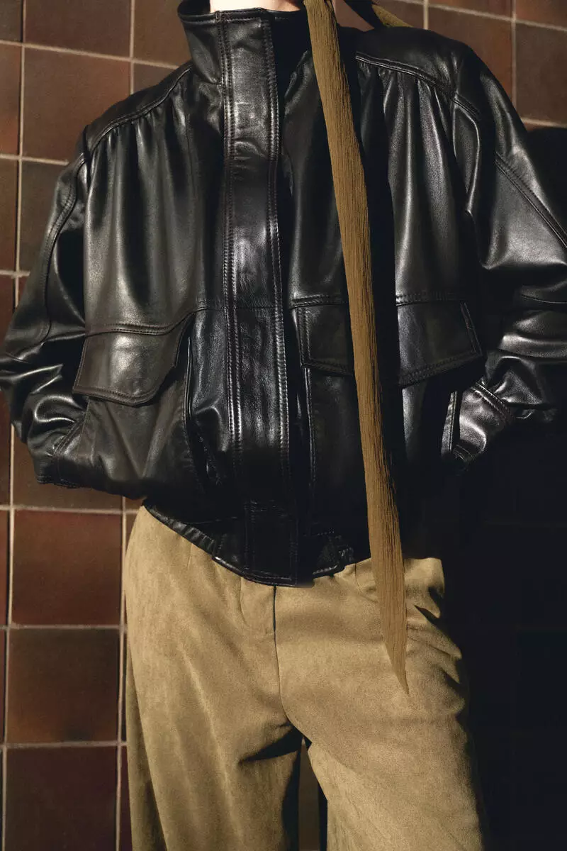 Barrel trousers