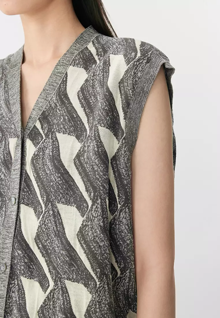 Loose knit vest