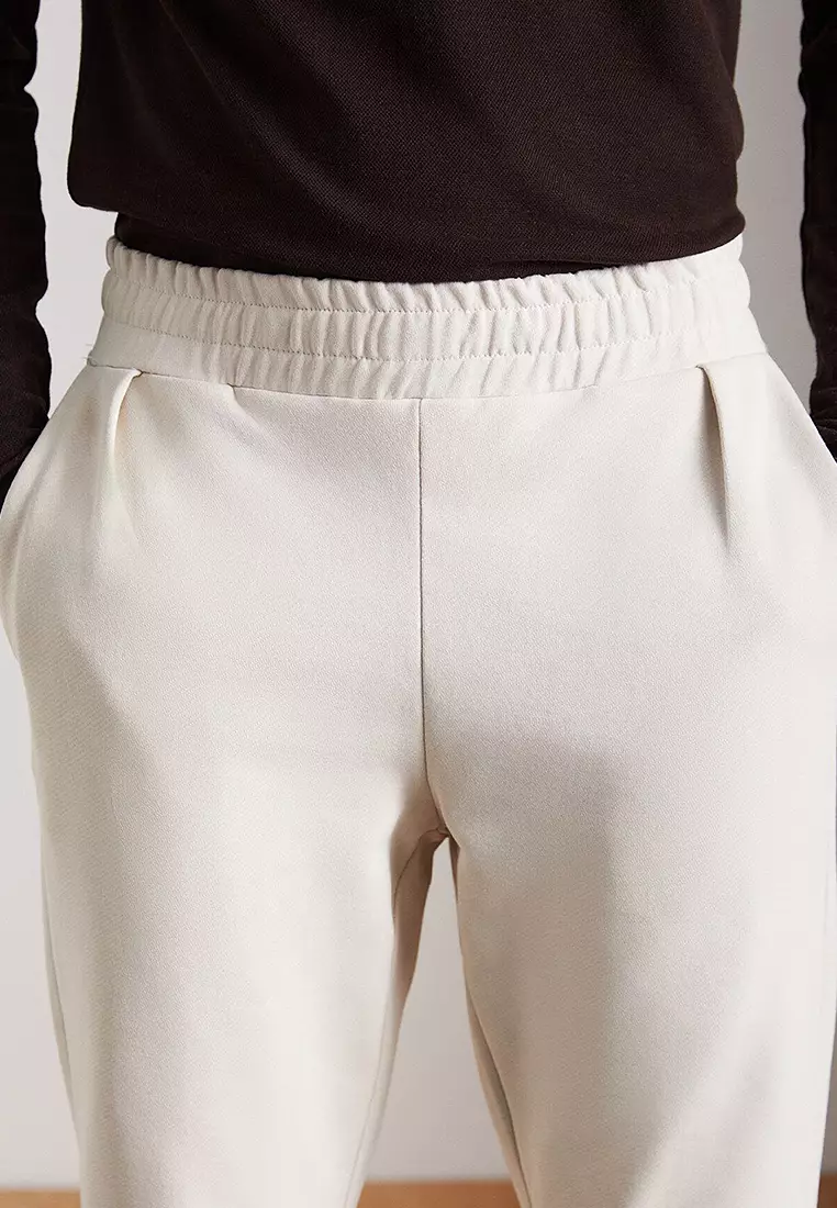 Milovan Pleated Sweatpants