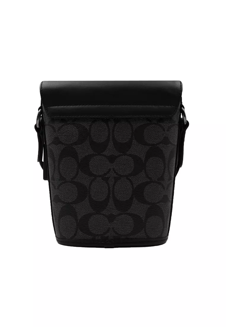 Coach COACH蔻馳 Track 16 Classic iconic Logo Hanging One shoulder crossbody  bag Mini men's style 2024 | Buy Coach Online | ZALORA Hong Kong