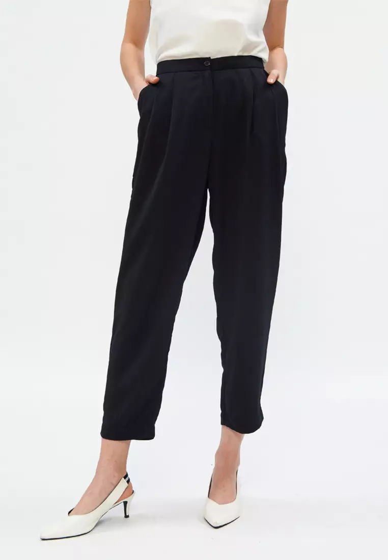Basic Pleats Trouser JET BLACK