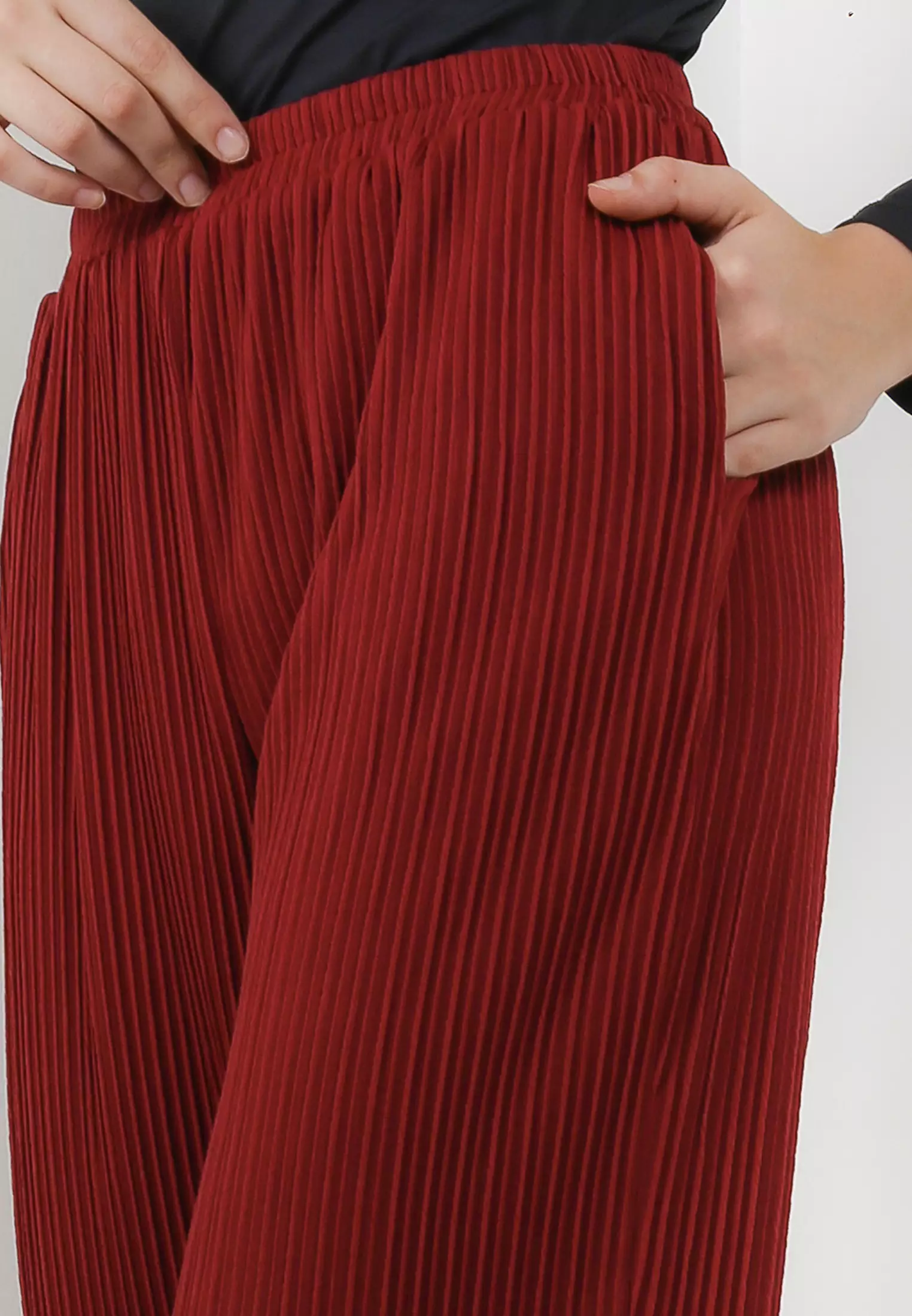 MFMW Chukesanam Celana Panjang Kulot Maroon