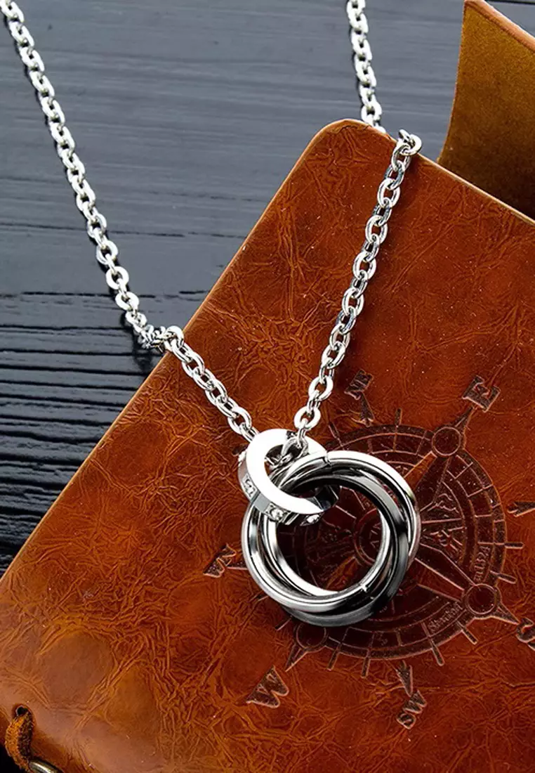 Couples Pendant Necklace 1 Set