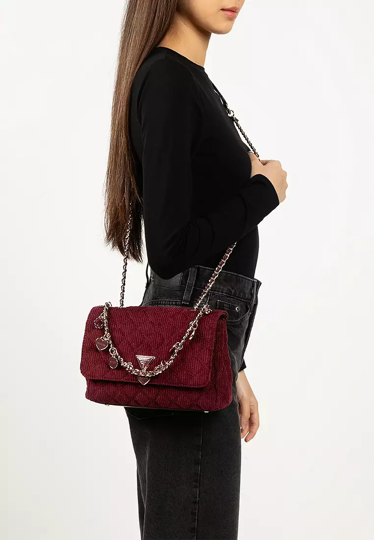 【レッド(RED)】GUESS ショルダーバッグ (W)GIULLY Ii Convertible Flap GIULLY Ii 2 Compartment Convertible Flap ショルダーバッグ | GUESS