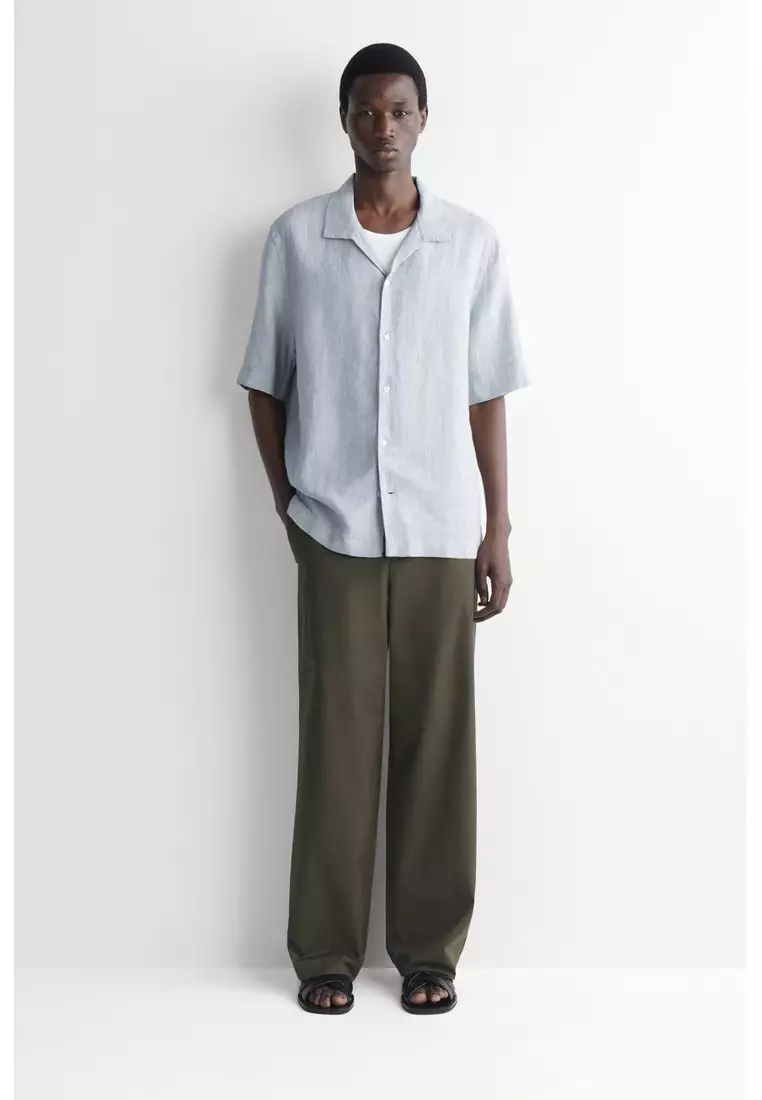 CAMP-COLLAR SHORT-SLEEVED LINEN SHIRT