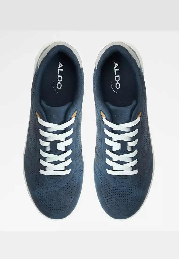 Robie Low-Top Sneakers