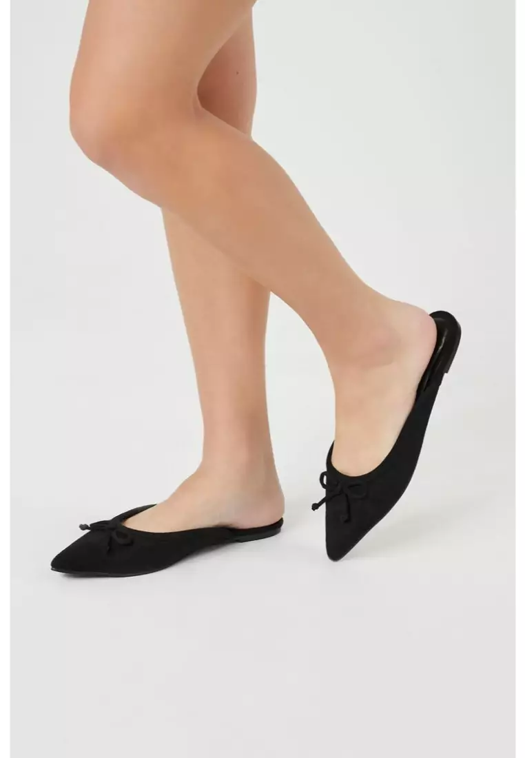 Discount on Forever 21  shoes - SKU: Pointed-Toe Bow Mules