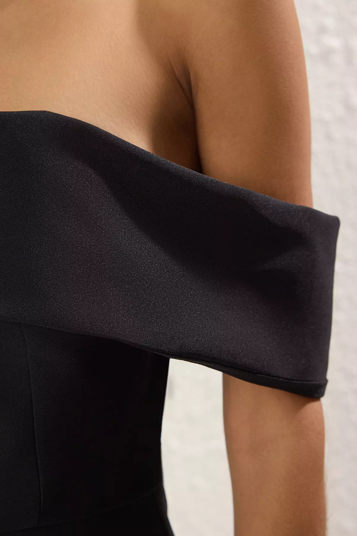 Black Carmen Collar Woven Long Stylish Jumpsuit TPRSS25TU00014