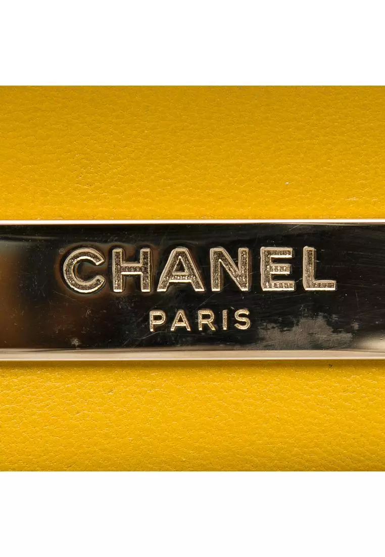 Pre-Loved Chanel Mini Lambskin Paris Le19m Charming Top Handle Flap