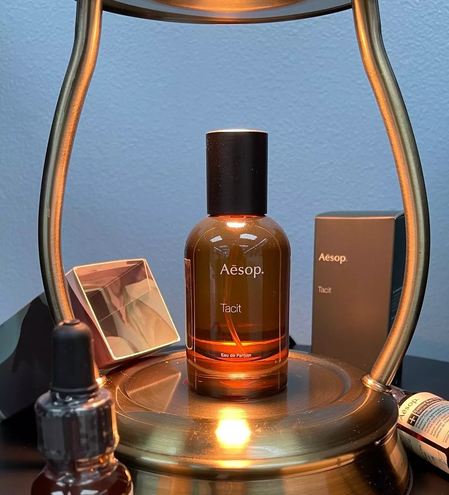 Aesop 香水　Tacit Amazon.com : Aesop Tacit Eau de Parfum | Yuzu, Vetiver, and