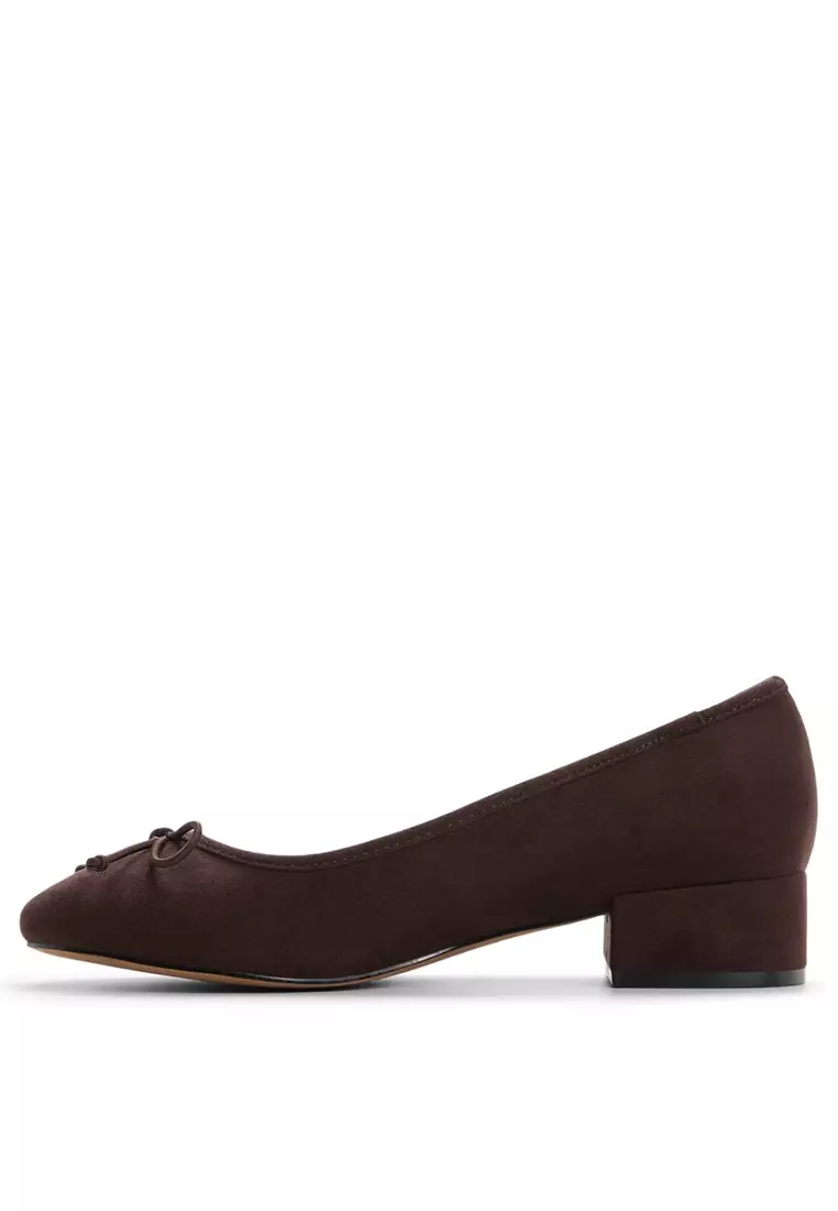 Poiise Heels