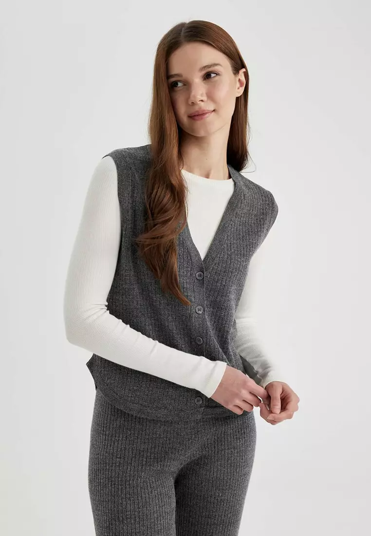Sweater Vest