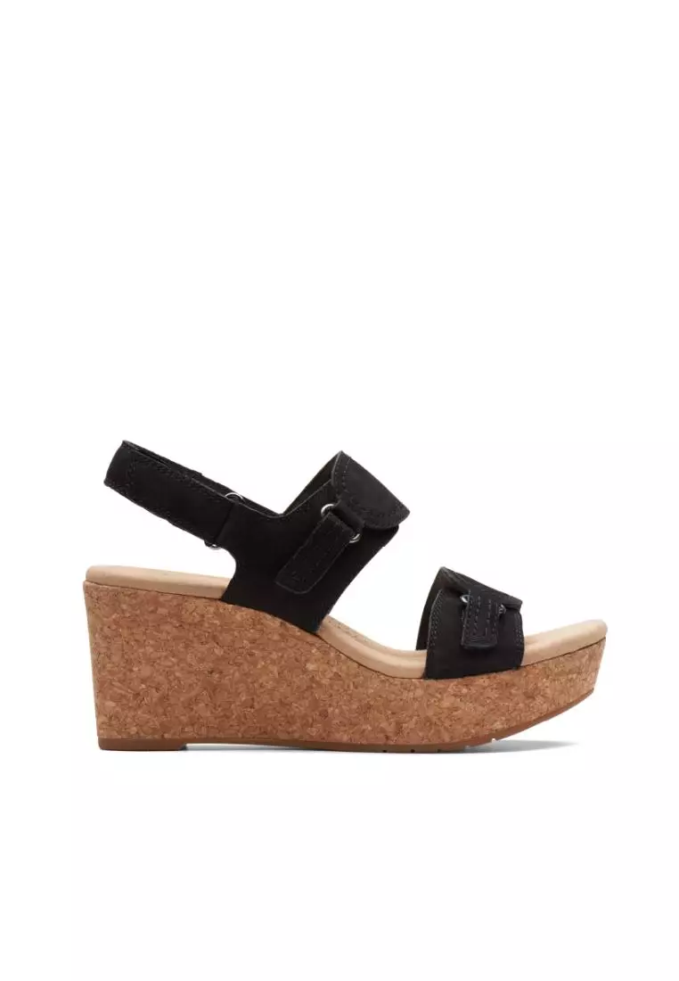 Wedge peep toe best sale sandals