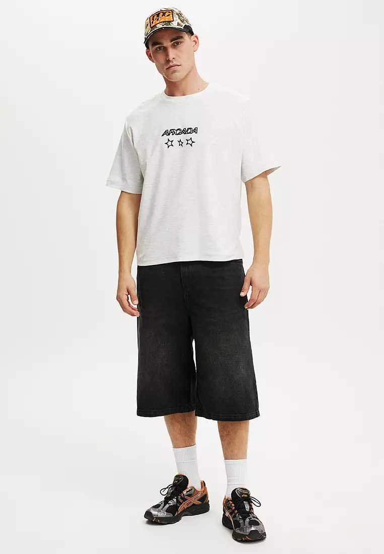 Cropped Fit Graphic T-Shirt