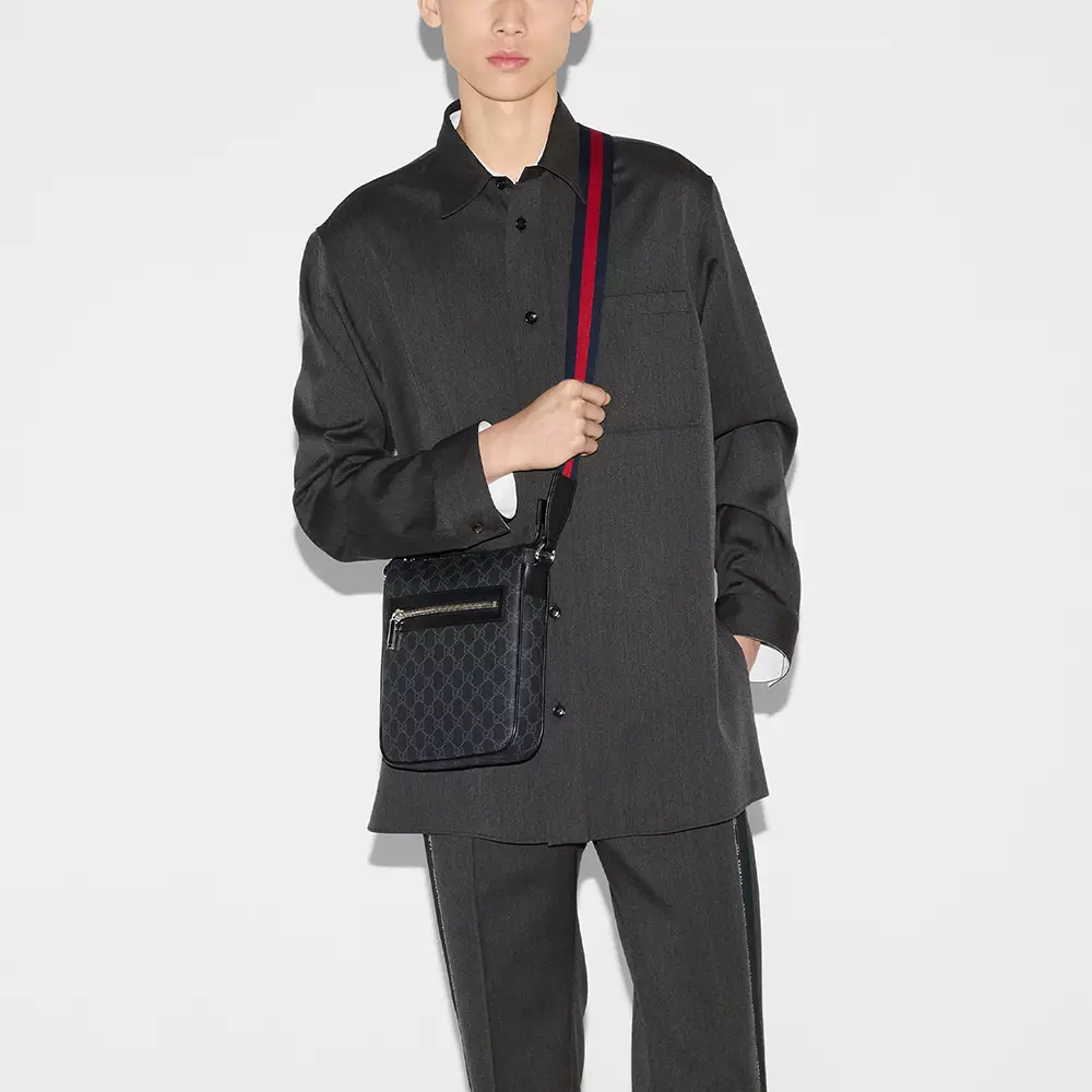 GG Supreme Canvas Coated Microfiber Messenger Bag Black